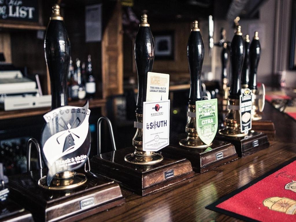 Waggon And Horses — Photos 1